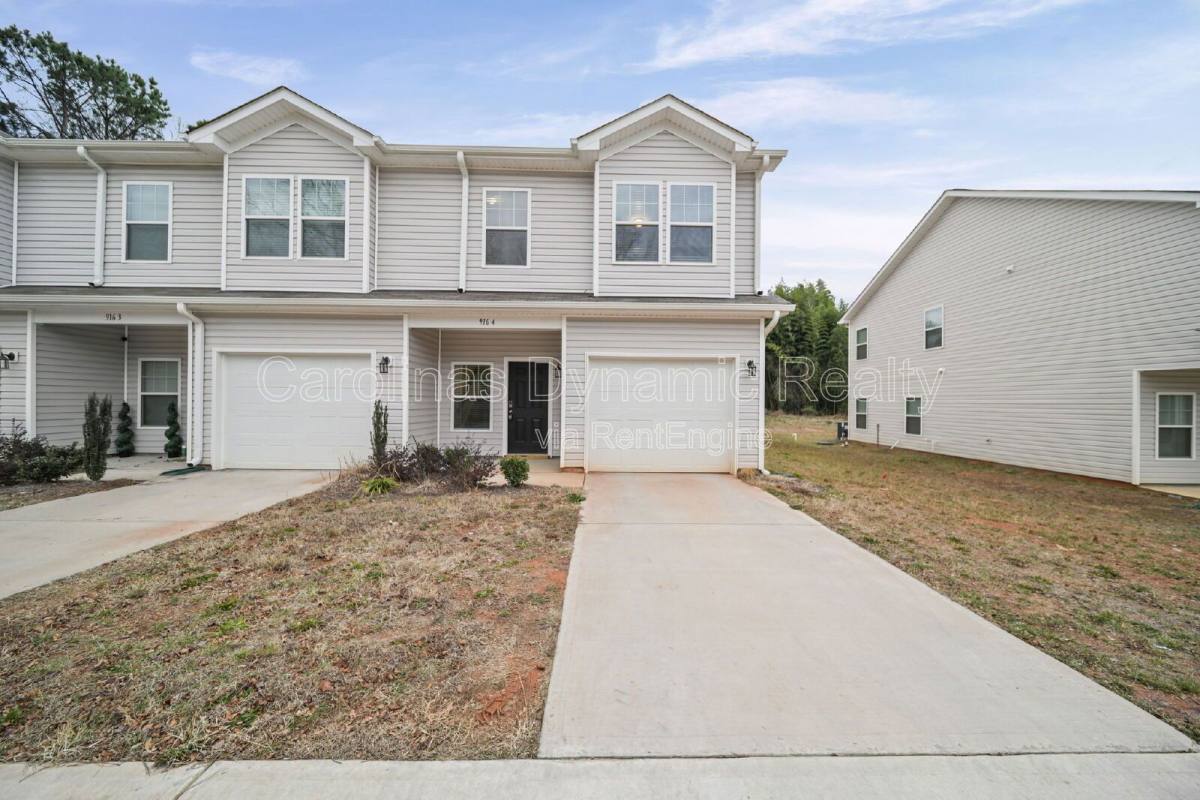 Apartment for rent at 916 S Battleground Ave #4, Kings Mountain, NC 28086
