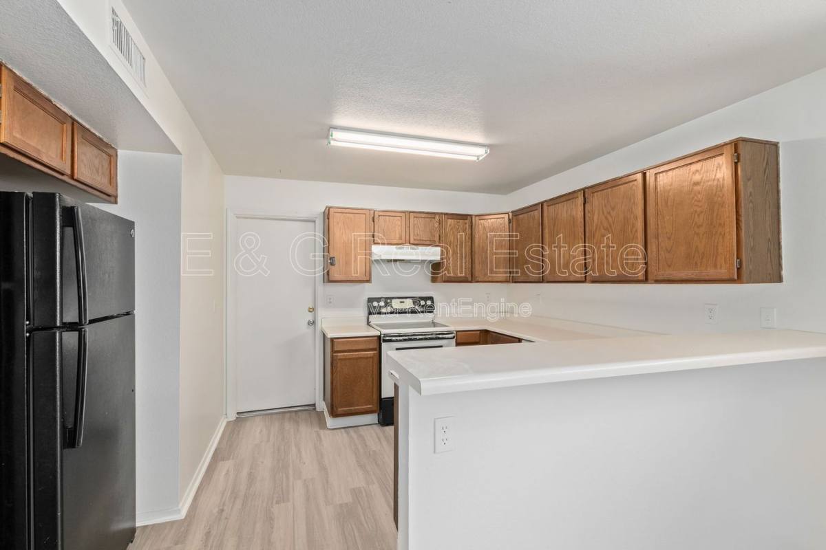 House for rent at 8714 W Amelia Ave, Phoenix, AZ 85037