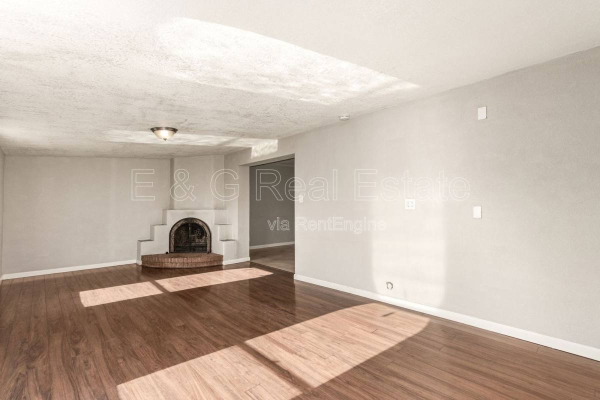 House for rent at 1708 N Daffodil St, Tempe, AZ 85288