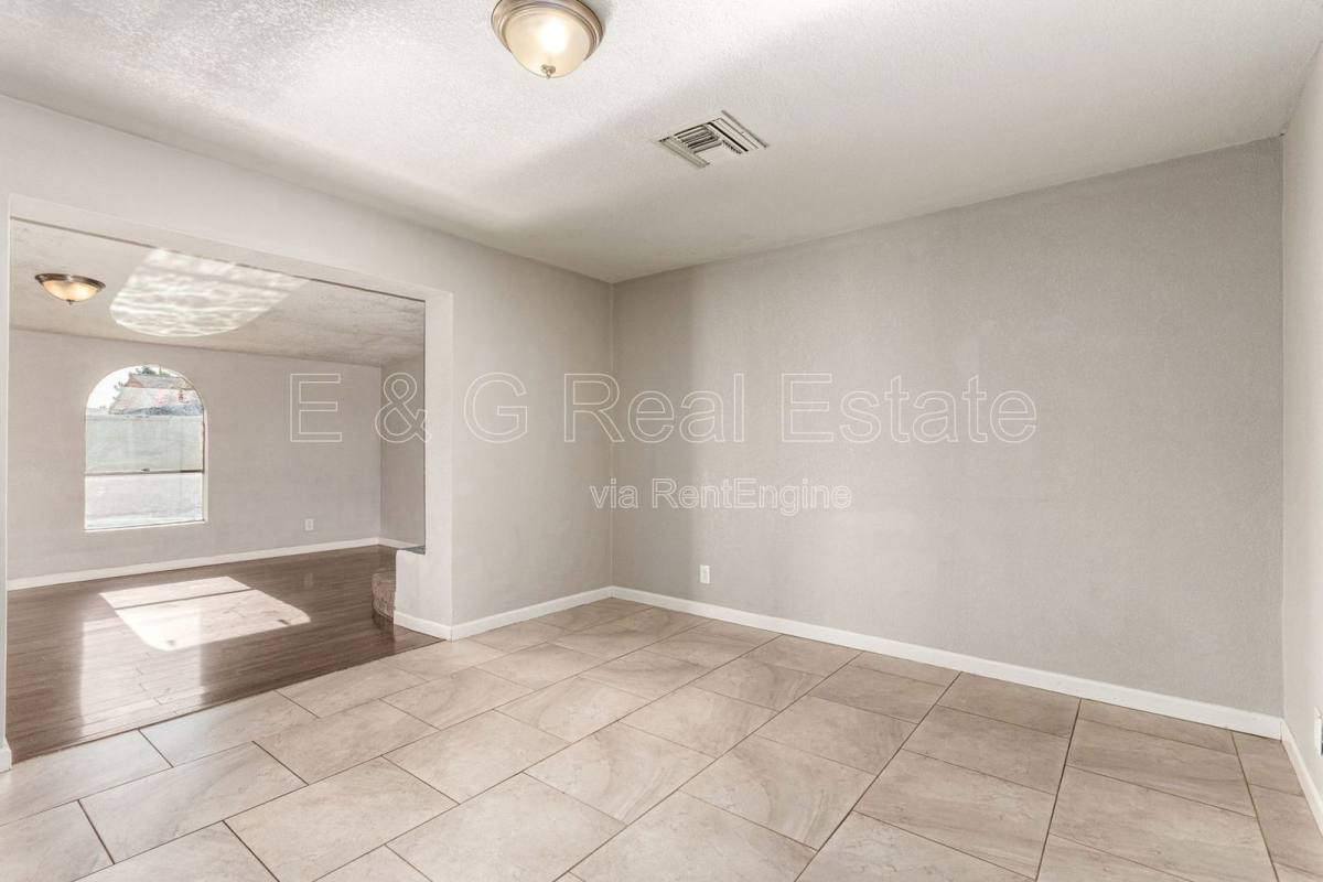 House for rent at 1708 N Daffodil St, Tempe, AZ 85288