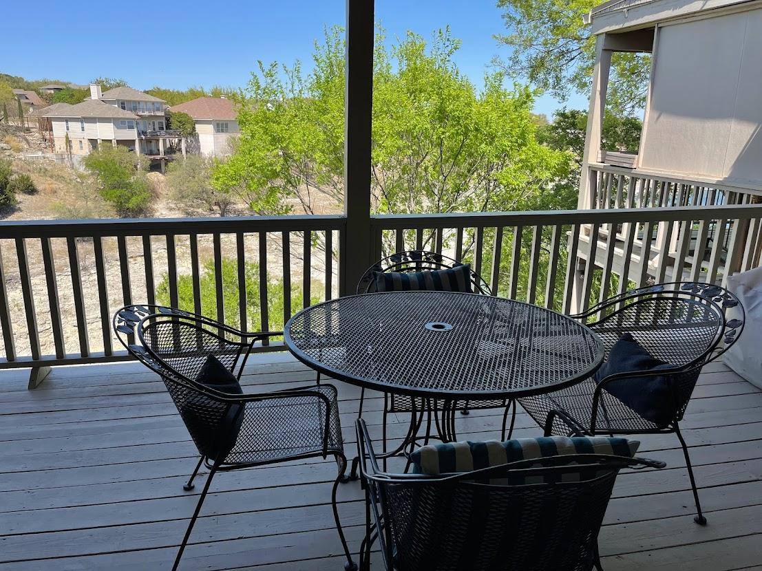 Townhouse for rent at 539 S Venture Blvd, Leander, TX 78645