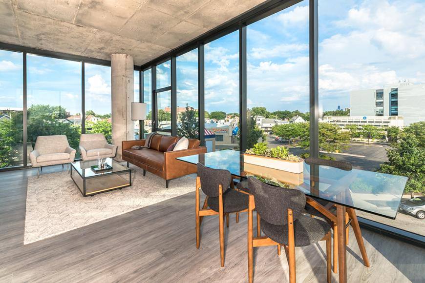 Apartment for rent at 2733 W Belden Ave, Chicago, IL 60647
