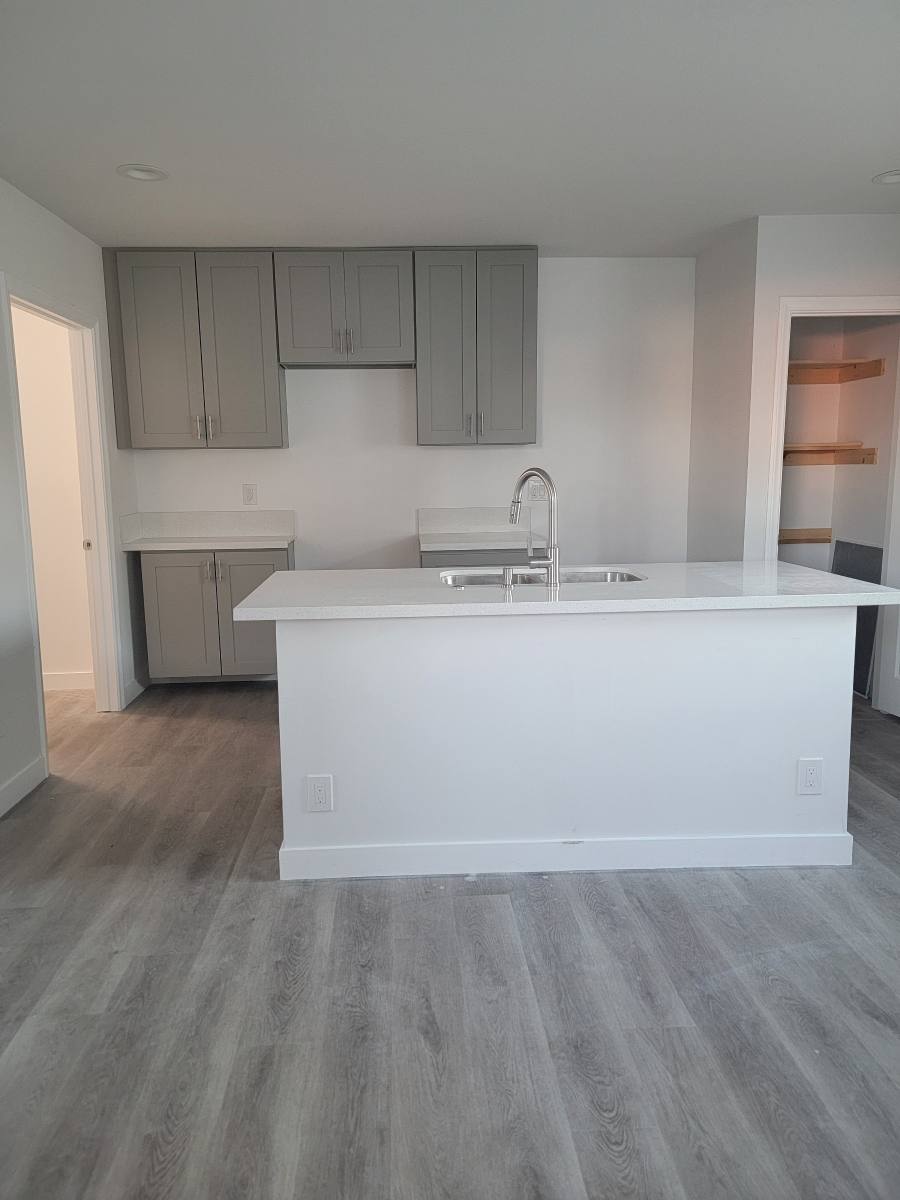 Apartment for rent at 613 W 83rd St #615 1 2, Los Angeles, CA 90044