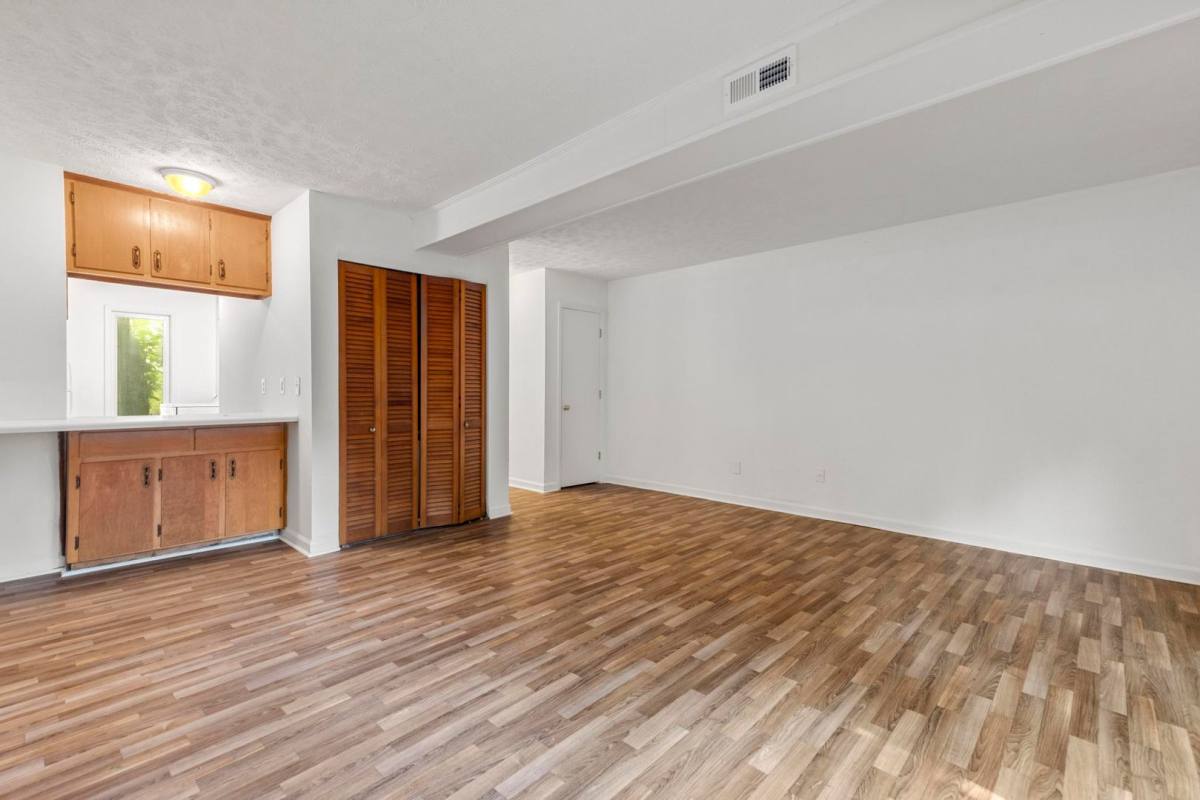 Townhouse for rent at 210 N Ross St, Auburn, AL 36830