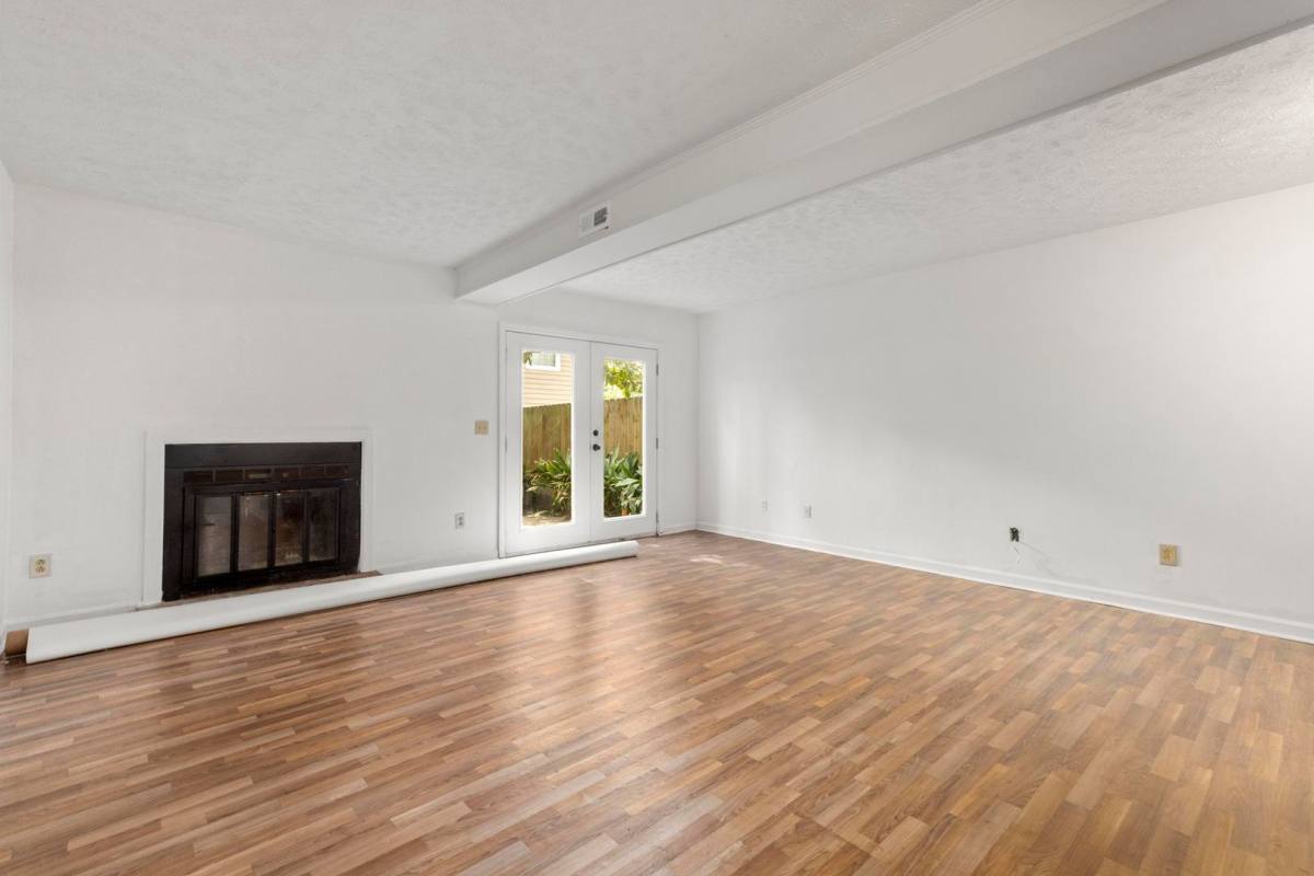 Townhouse for rent at 210 N Ross St, Auburn, AL 36830