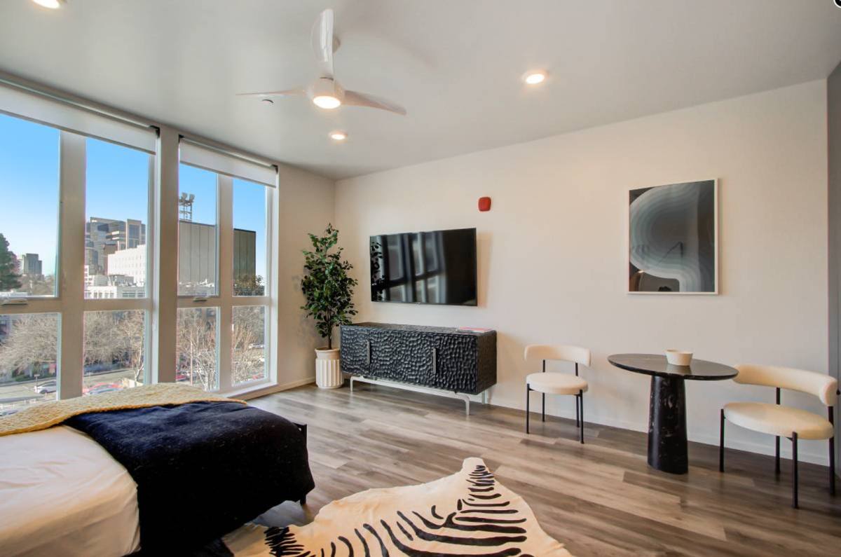 Apartment for rent at 1026 17th St, Sacramento, CA 95814