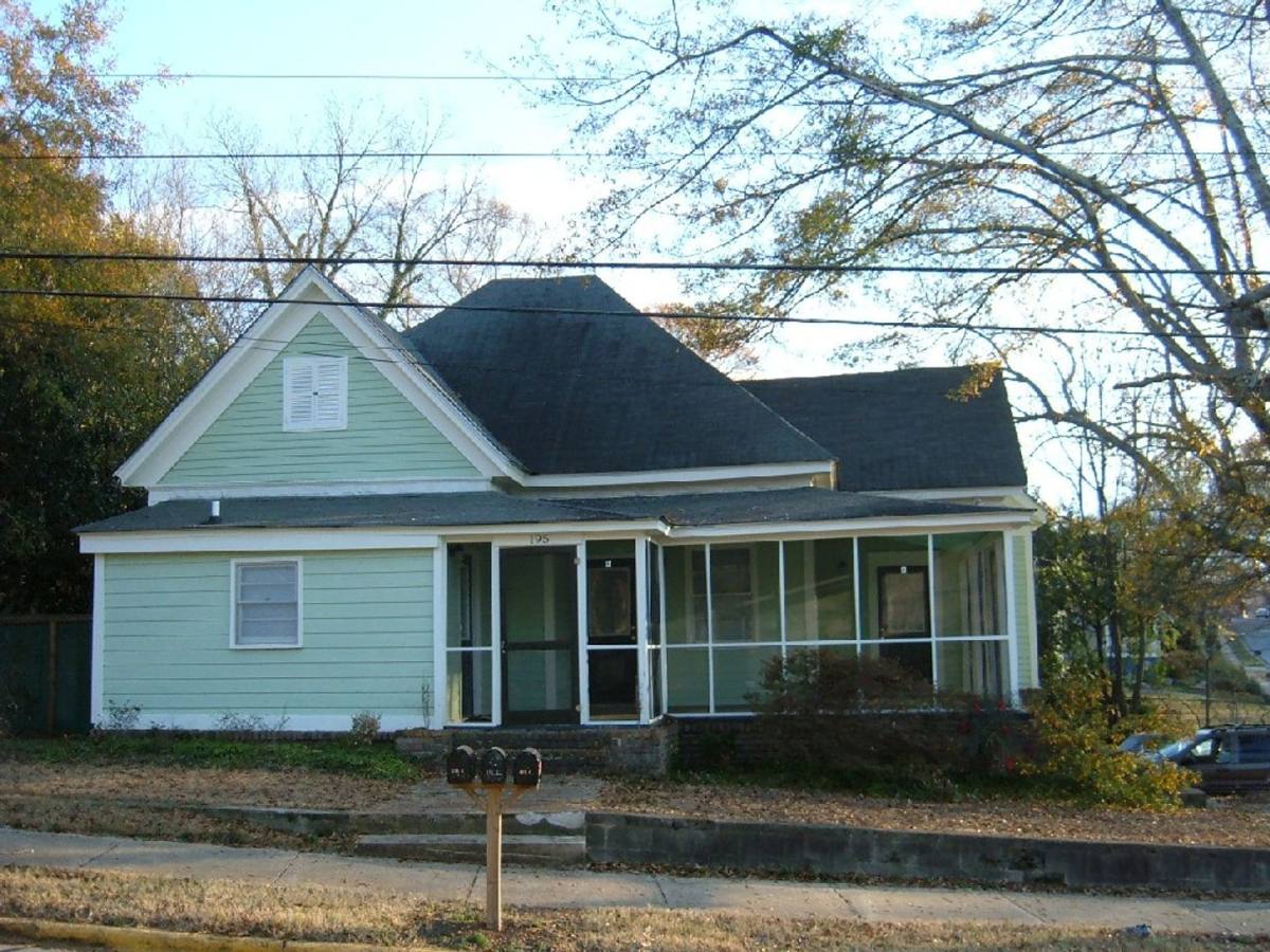 Apartment for rent at 195 Barrow St, Athens, GA 30601