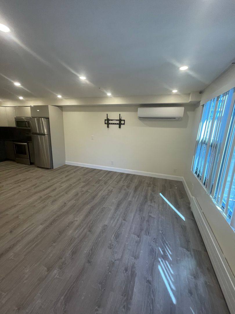 House for rent at 1046 Commonwealth Ave #8, Boston, MA 02215