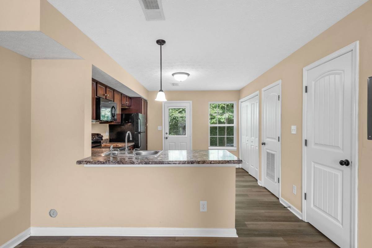 Apartment for rent at 2260 McCormick Lane, Clarksville, TN 37043