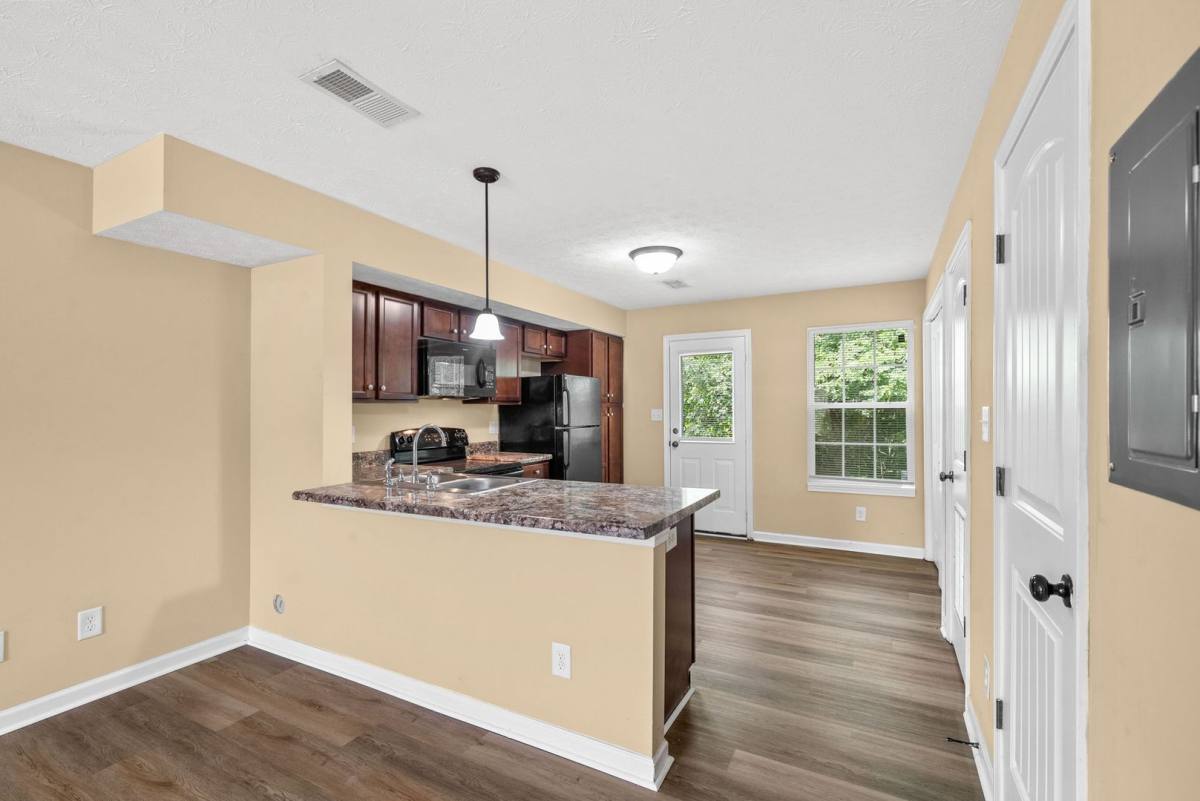 Apartment for rent at 2260 McCormick Lane, Clarksville, TN 37043