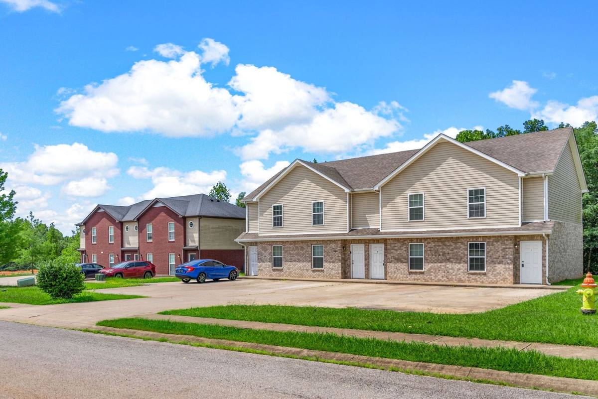 Apartment for rent at 2260 McCormick Lane, Clarksville, TN 37043