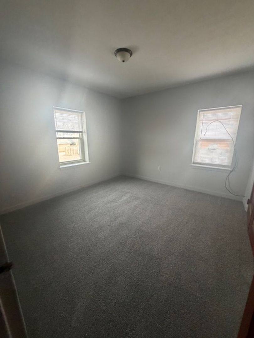 Apartment for rent at 808 State St, Bettendorf, IA 52722