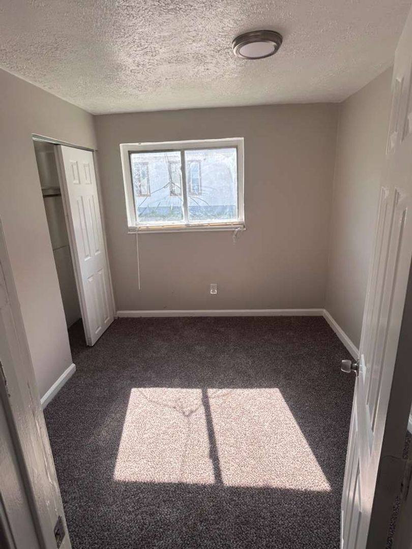 Apartment for rent at 738 Adams St, Cincinnati, OH 45215