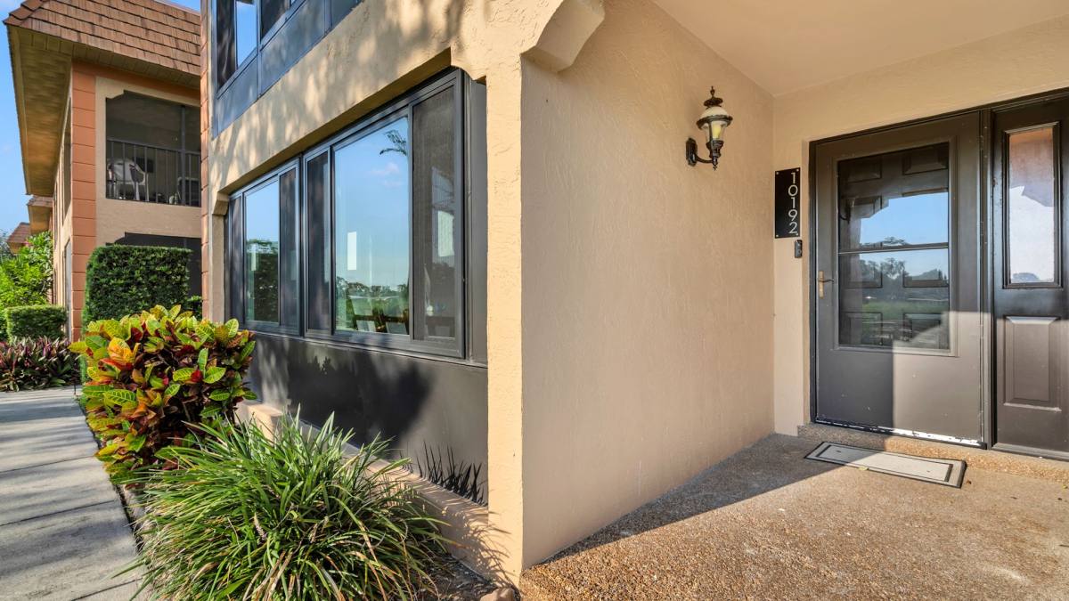 Condo for rent at 10192 Seminole Island Dr, Largo, FL 33773