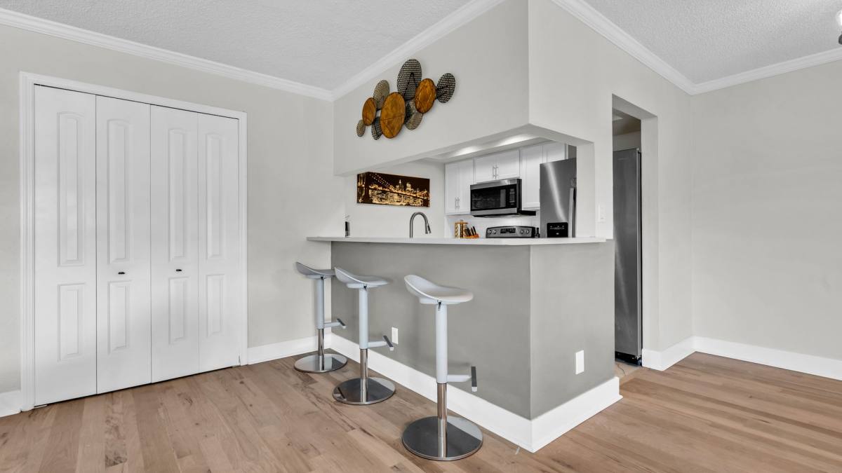 Condo for rent at 10192 Seminole Island Dr, Largo, FL 33773