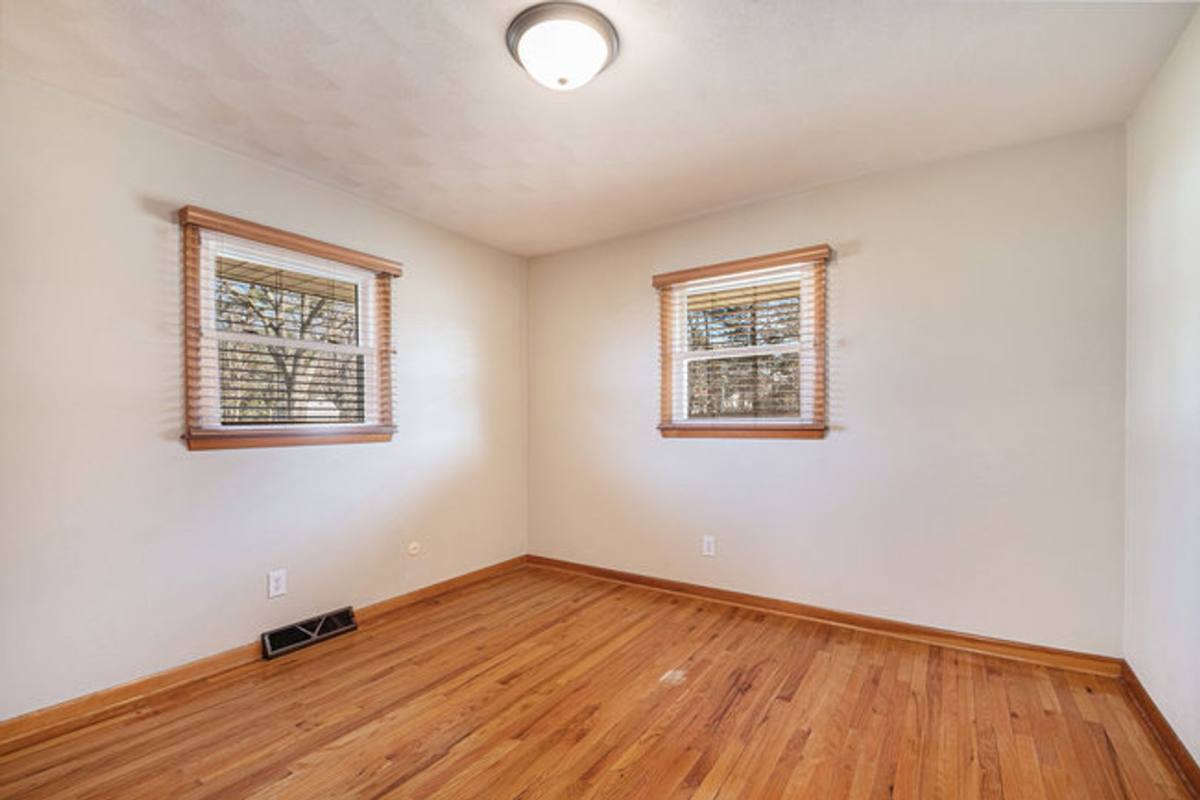 House for rent at 51998 Fir Rd, Granger, IN 46530