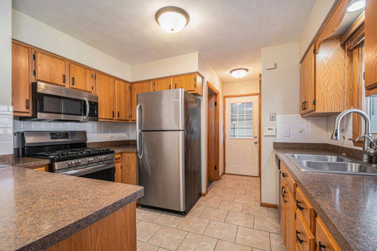 House for rent at 51998 Fir Rd, Granger, IN 46530