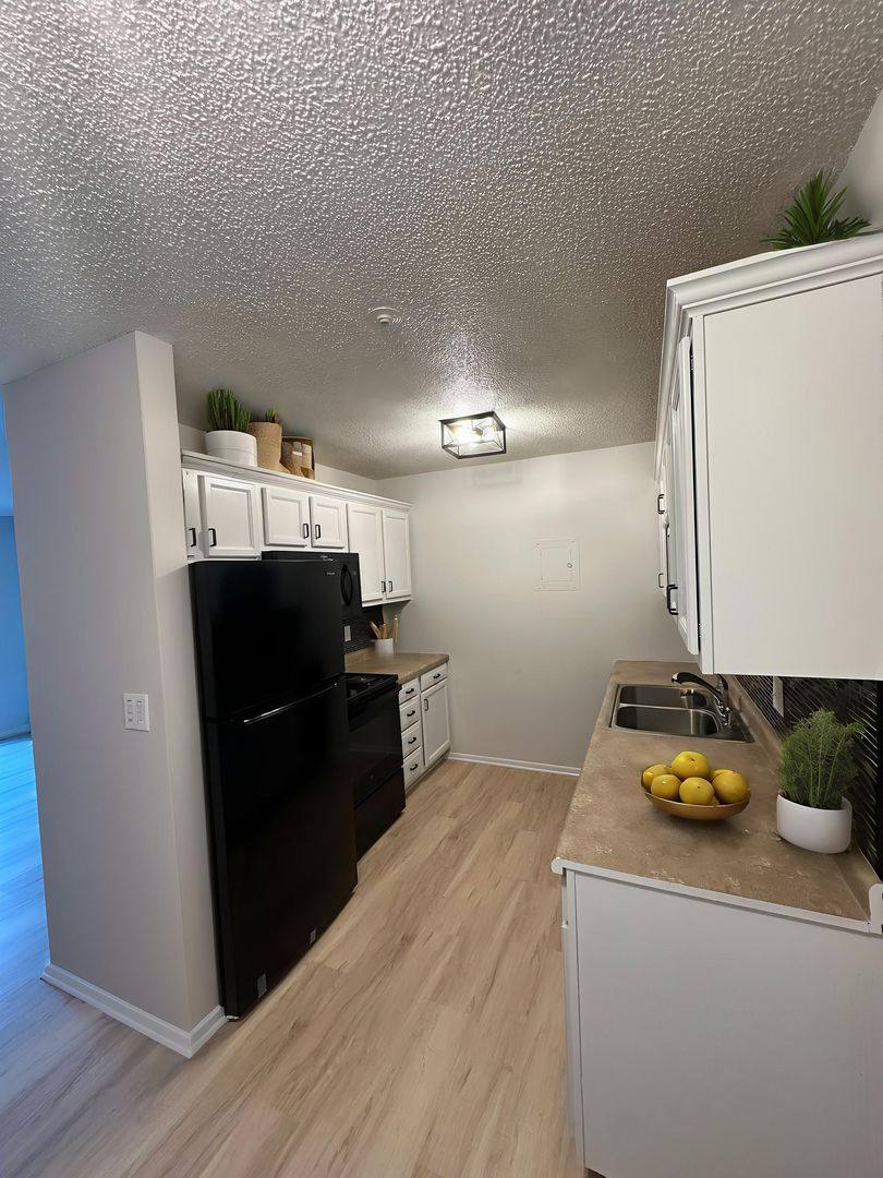 Apartment for rent at 309 S Chicago Ave #12, Sioux Falls, SD 57103