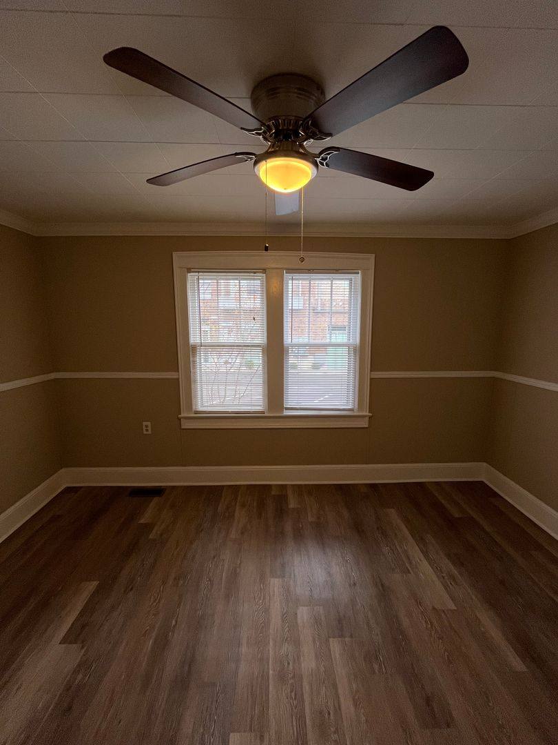 House for rent at 515 E 7th Ave, Bowling Green, KY 42101