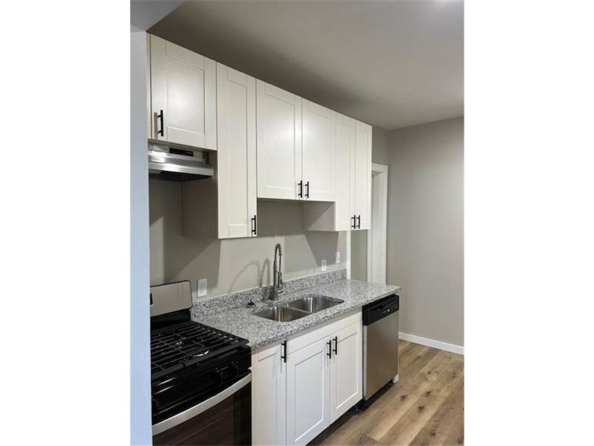 Apartment for rent at 1023 17th Ave SE, Minneapolis, MN 55414