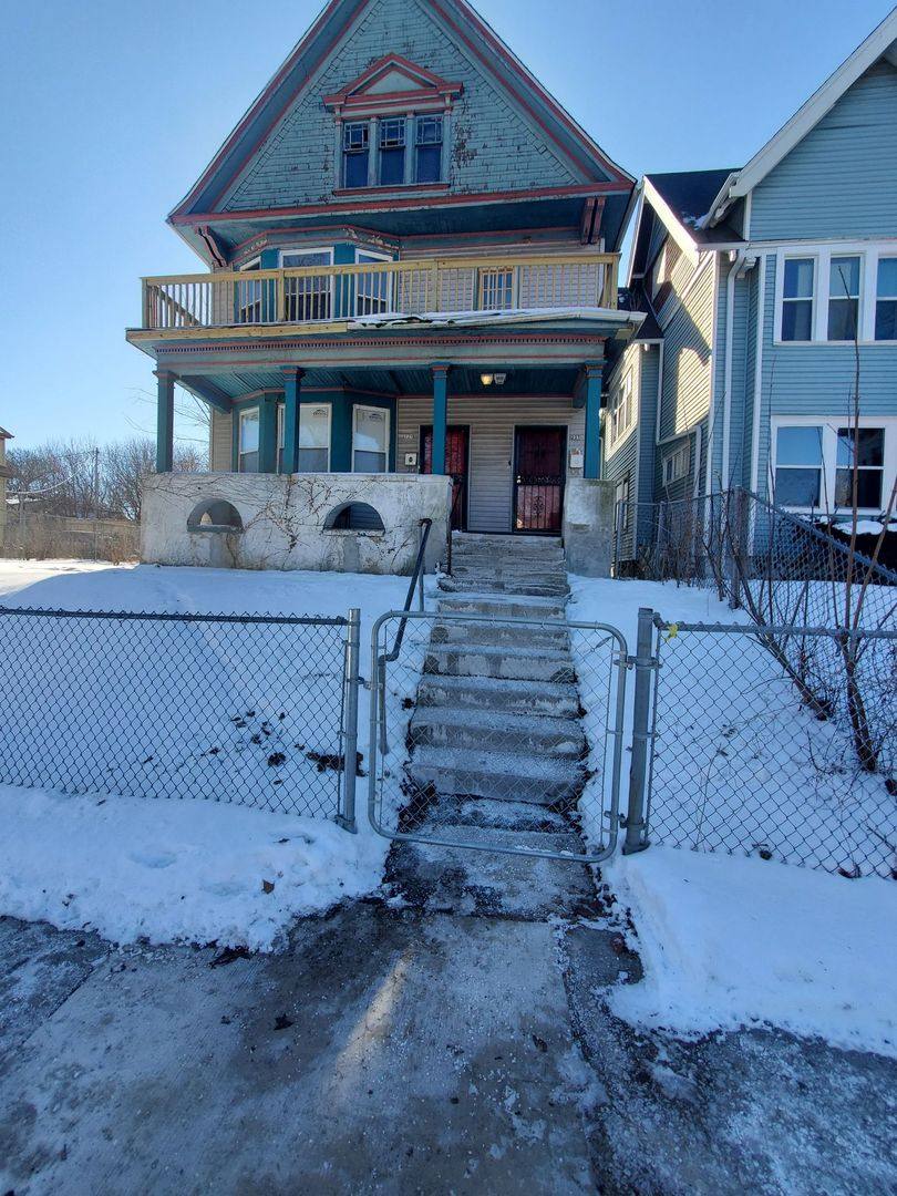 Apartment for rent at 223-225 E Burleigh St, Milwaukee, WI 53212
