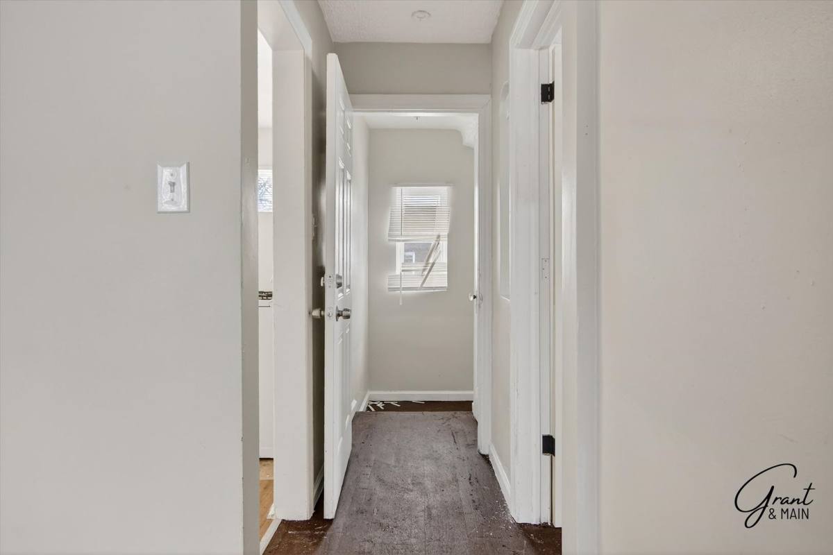 Apartment for rent at 12200 Cheyenne St, Detroit, MI 48227