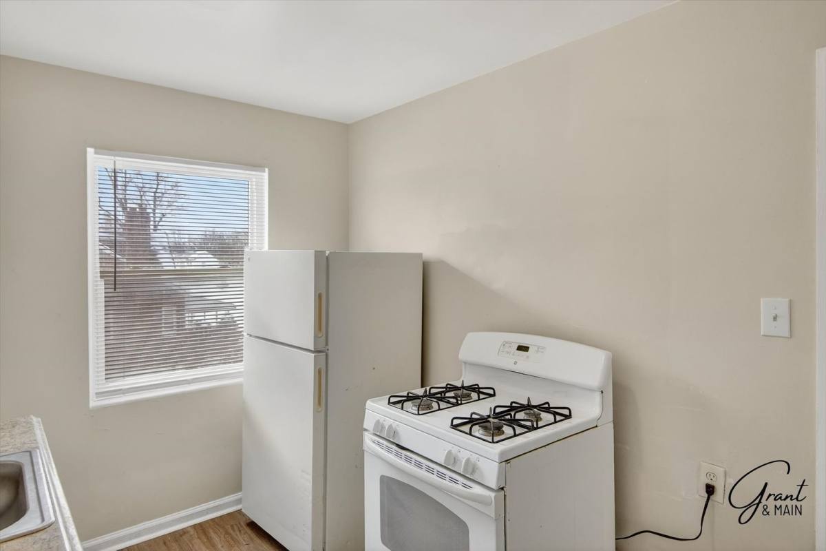 Apartment for rent at 12200 Cheyenne St, Detroit, MI 48227