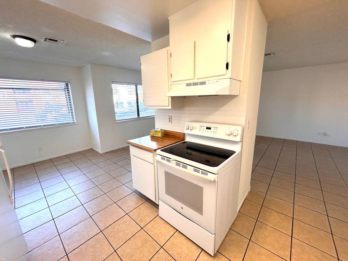 Apartment for rent at 6217 Yerba Lane, Las Vegas, NV 89108