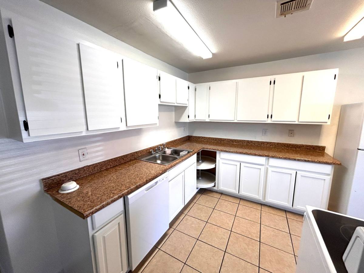 Apartment for rent at 6217 Yerba Lane, Las Vegas, NV 89108