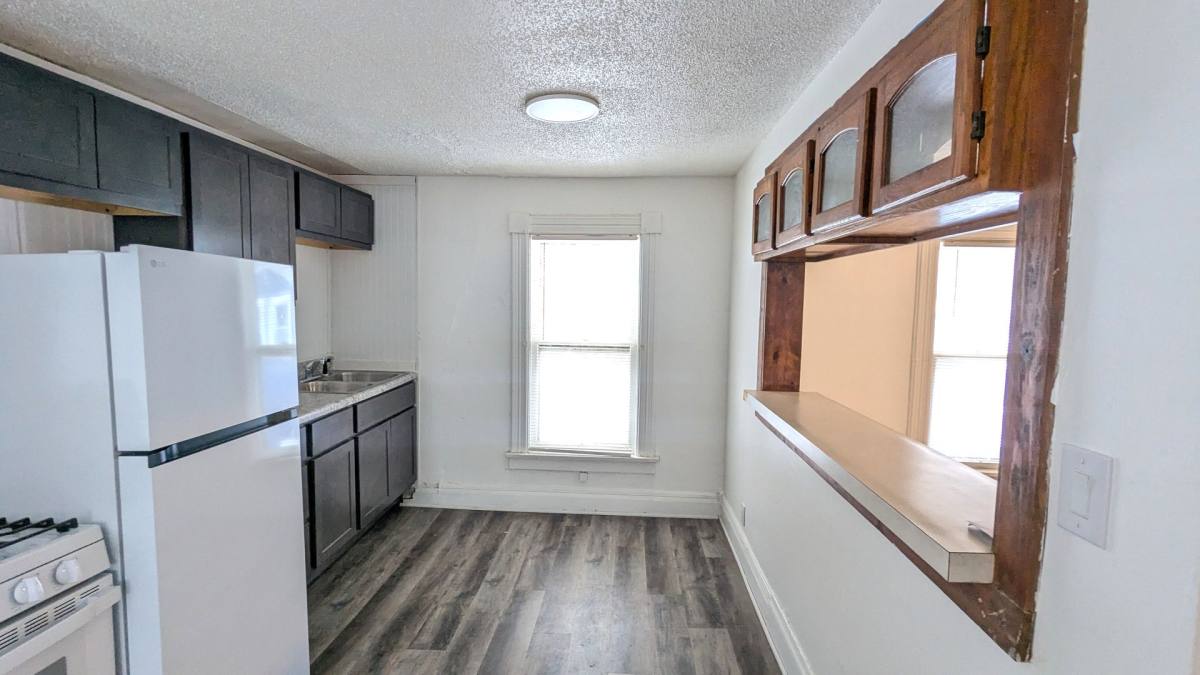 Apartment for rent at 2516 5th St, Muskegon, MI 49444