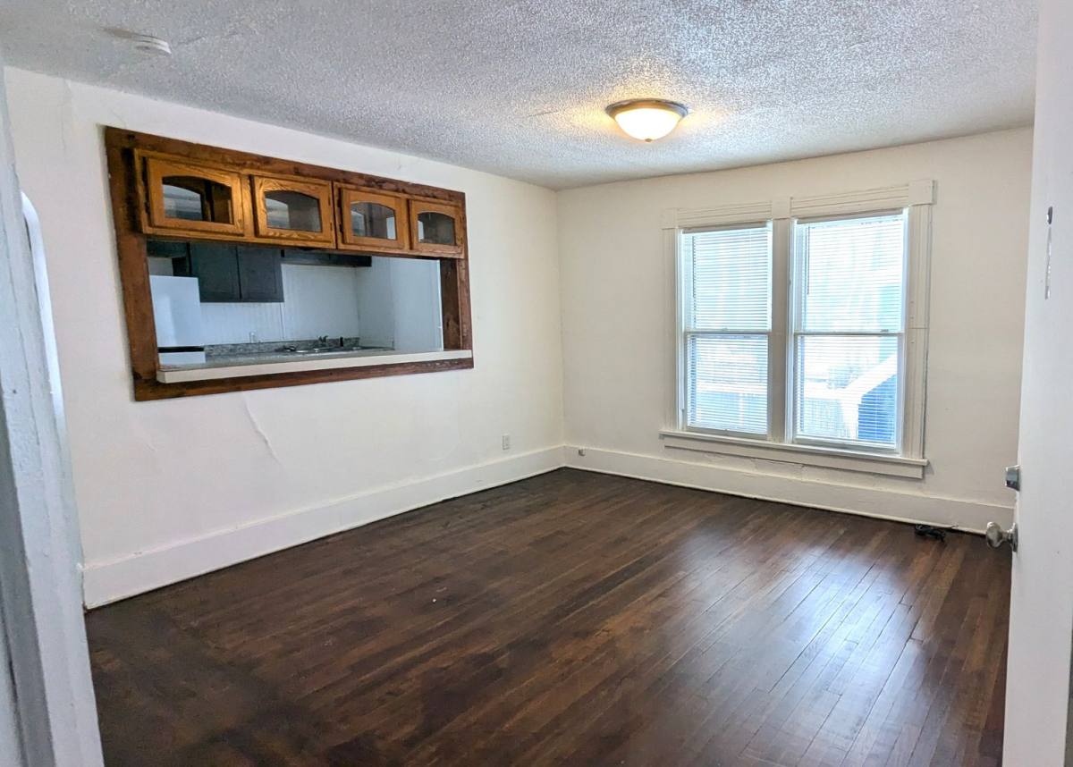 Apartment for rent at 2516 5th St, Muskegon, MI 49444