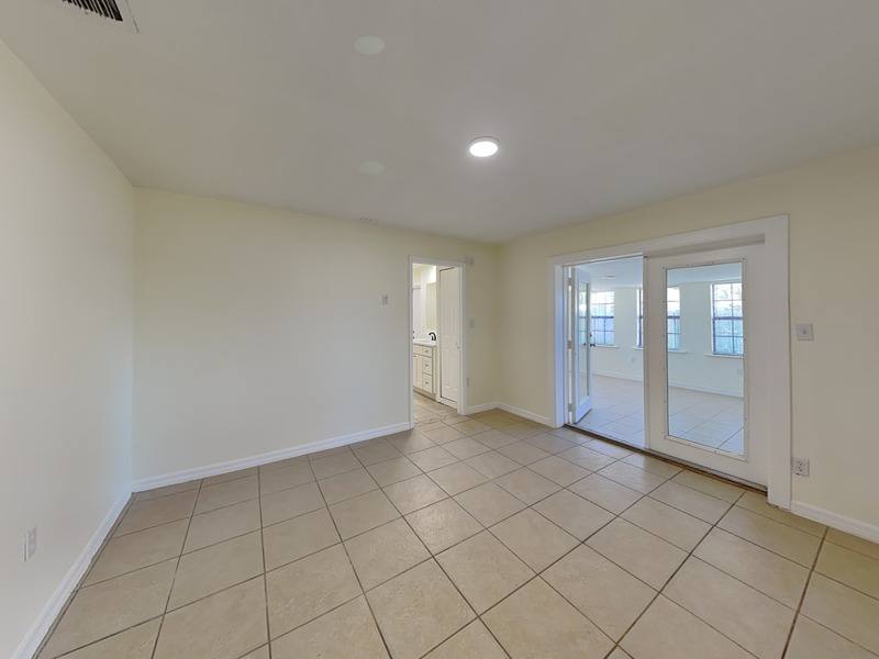 House for rent at 465 Oak Dr, Tavares, FL 32778