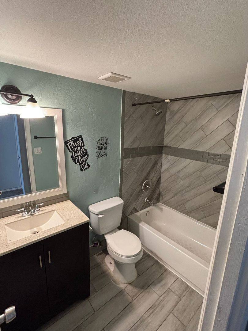 Townhouse for rent at 8426 N 34th Dr, Phoenix, AZ 85051