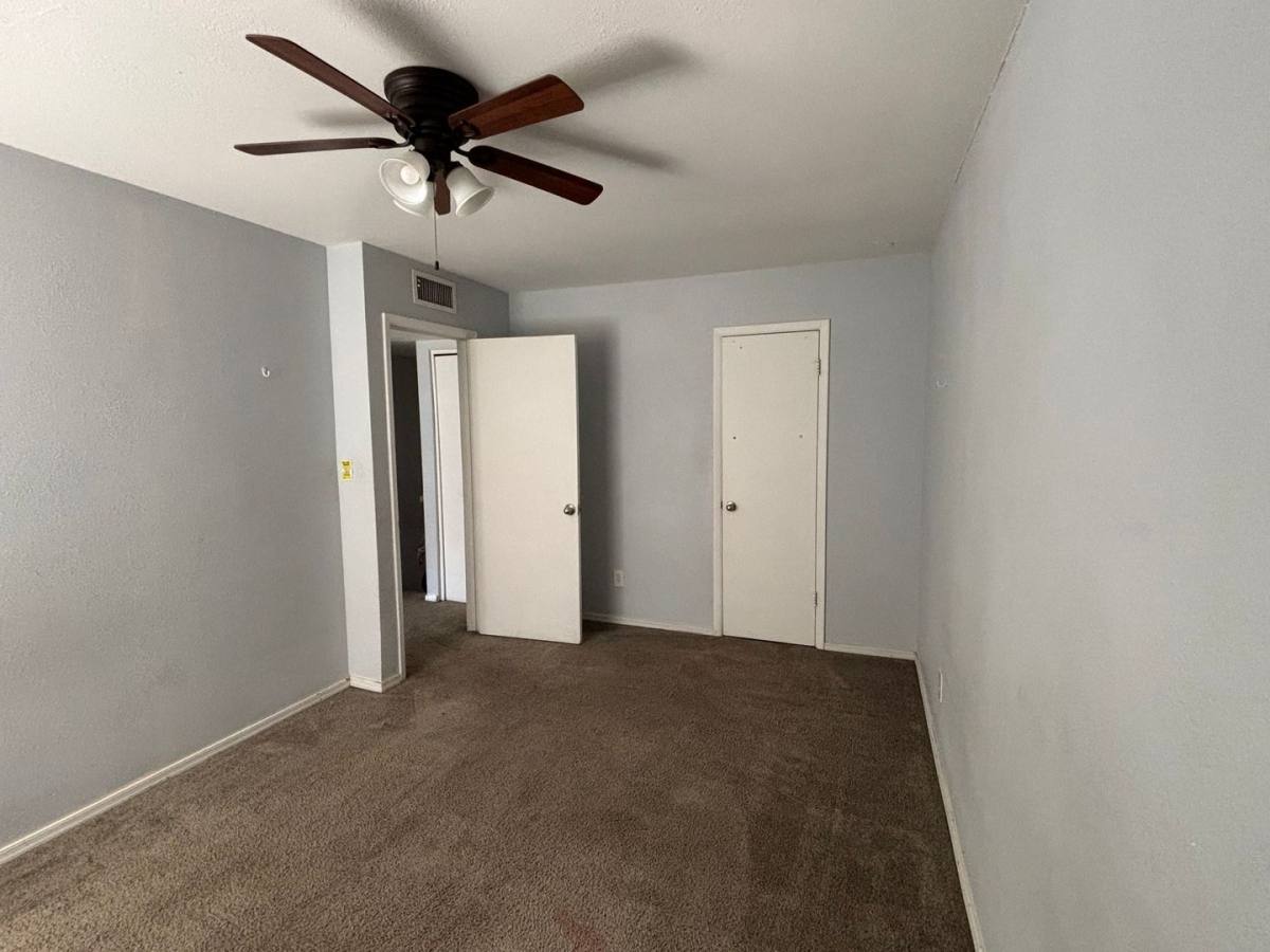 Townhouse for rent at 8426 N 34th Dr, Phoenix, AZ 85051