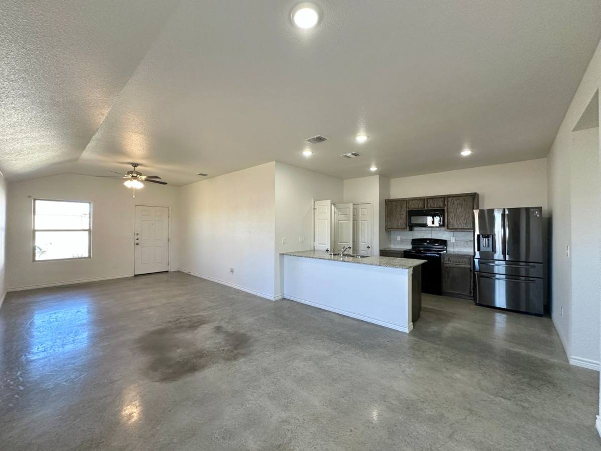 Townhouse for rent at 5814 Harriet Tubman Ave, Killeen, TX 76543