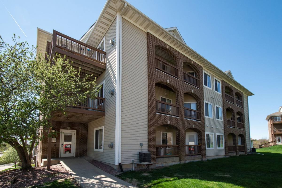 Apartment for rent at 30 Redtail Bend Units 1, Coralville, IA 52241