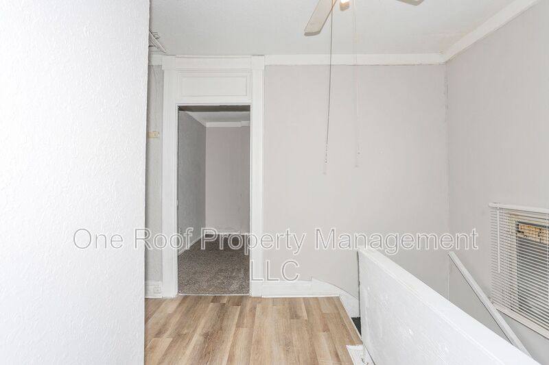 House for rent at 3423 Garner Ave #B, Kansas City, MO 64124