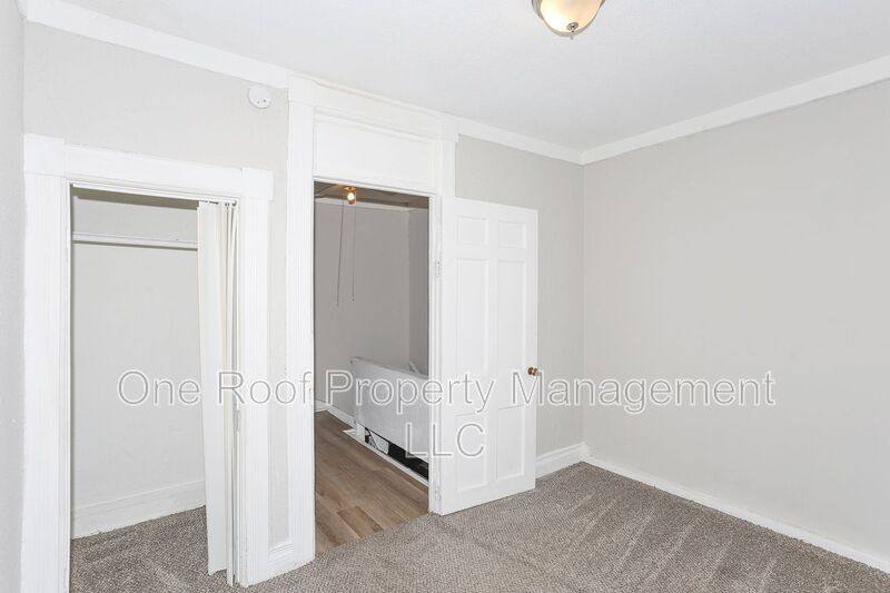 House for rent at 3423 Garner Ave #B, Kansas City, MO 64124