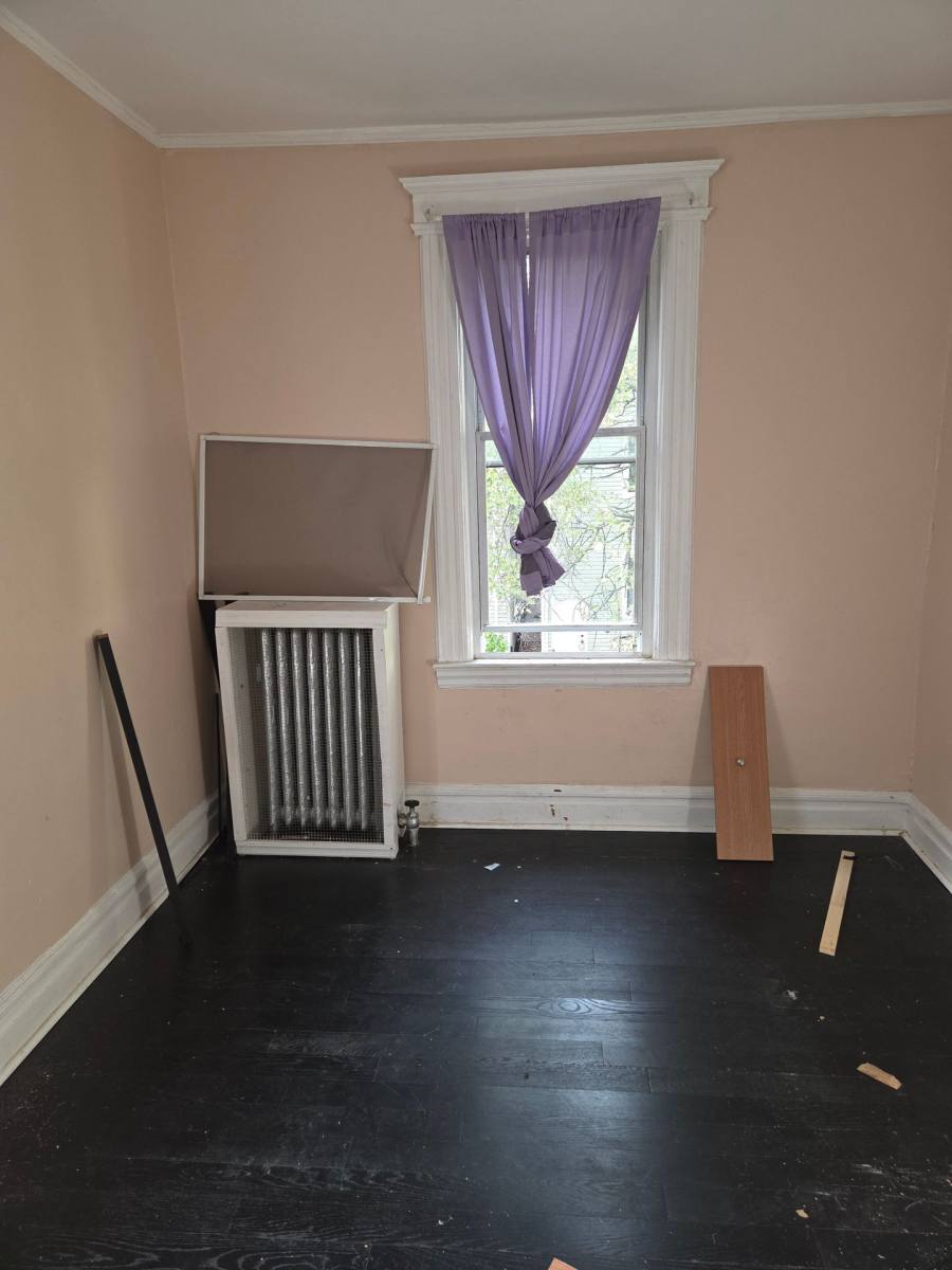 Apartment for rent at 91 S Munn Ave, Newark, NJ 07106