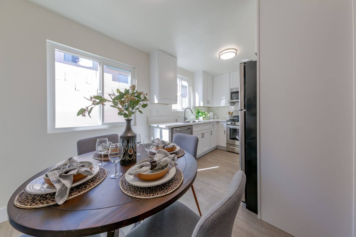 Apartment for rent at 628 W California Ave, Vista, CA 92083