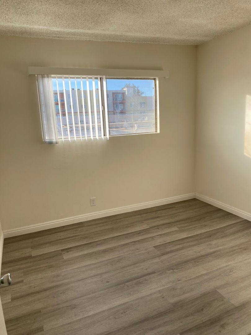 Apartment for rent at 20356 Cohasset, Winnetka, CA 91306