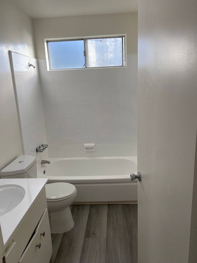 Apartment for rent at 20356 Cohasset, Winnetka, CA 91306