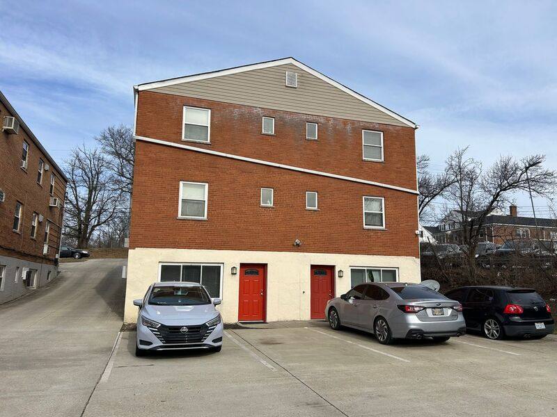 Apartment for rent at 3533 Epley Lane #6, Cincinnati, OH 45247