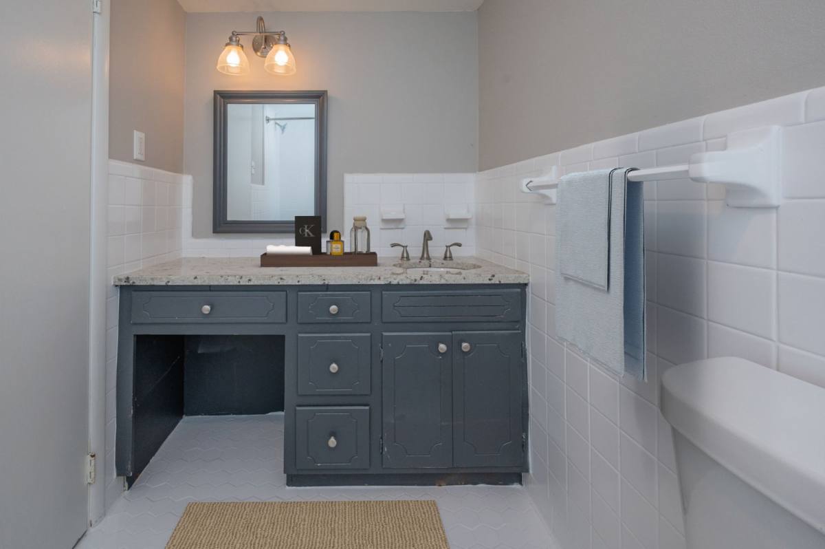 Apartment for rent at 3401 Cliff Rd, Birmingham, AL 35205
