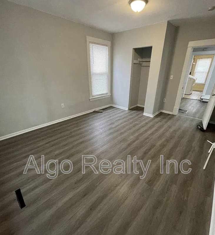 Apartment for rent at 2211 Queen Ave N #1, Minneapolis, MN 55411