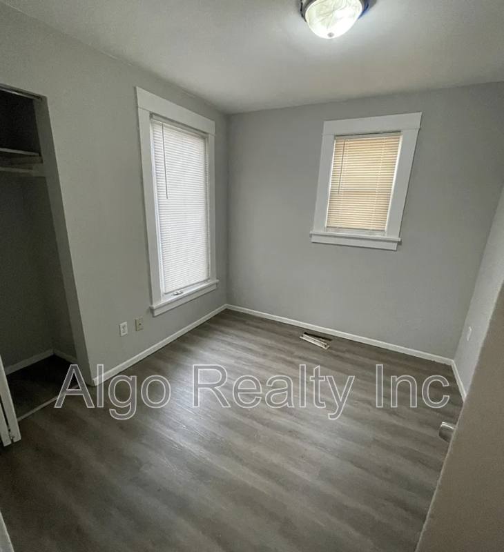 Apartment for rent at 2211 Queen Ave N #1, Minneapolis, MN 55411