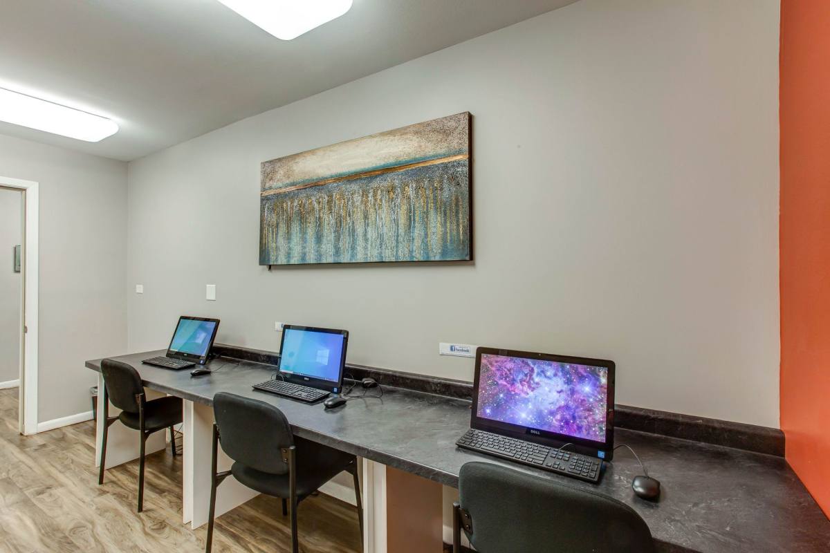 Apartment for rent at 1049 S Westmore-Meyers Rd, Lombard, IL 60148