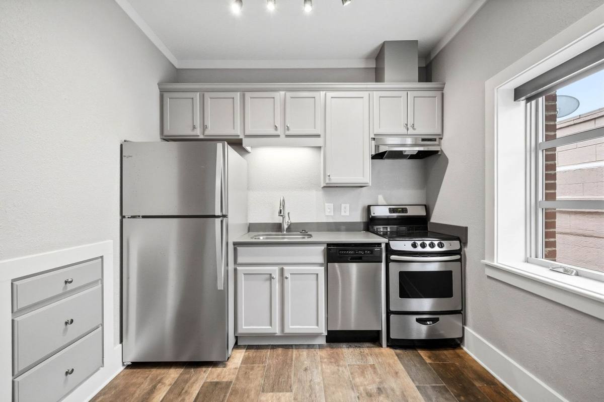 Apartment for rent at 109 W Main St, Jonesborough, TN 37659