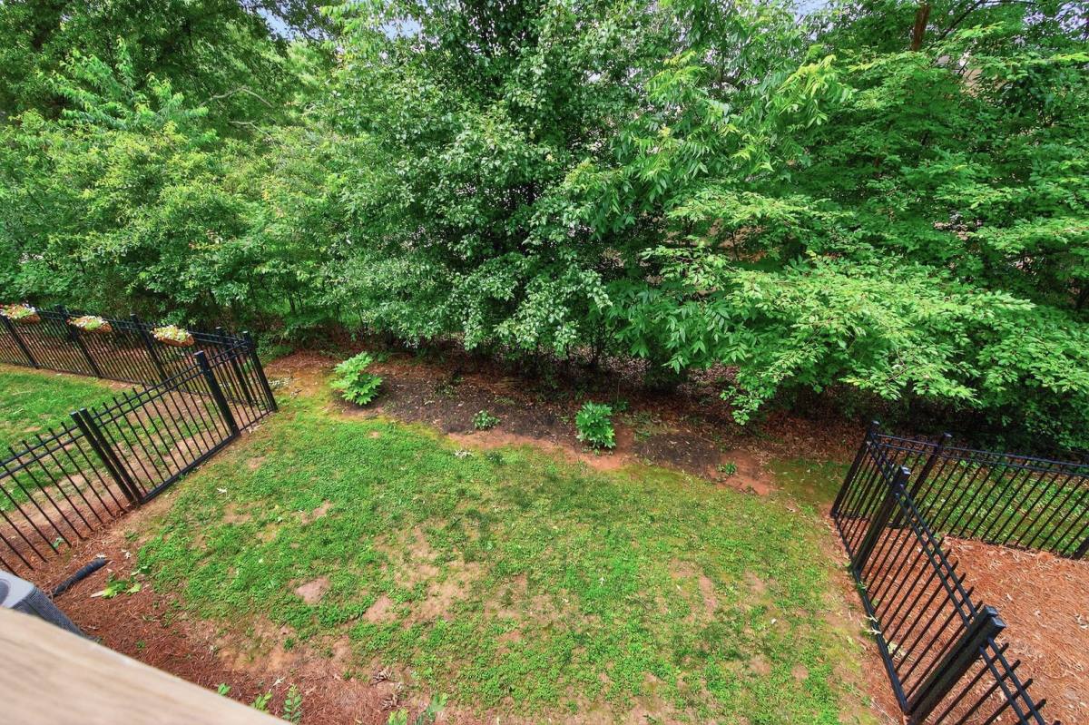 Townhouse for rent at 2860 Boone Dr, Kennesaw, GA 30144