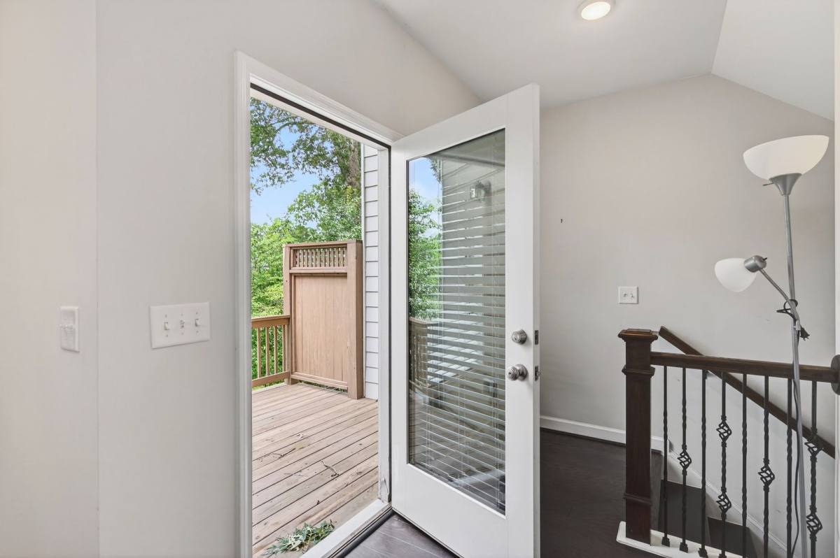 Townhouse for rent at 2860 Boone Dr, Kennesaw, GA 30144